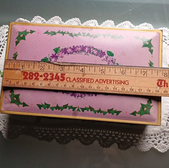 Vintage Louis Sherry Chocolate Tin - Picture 3 of 10